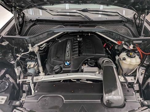 Used 2018 BMW X5 sDrive35i w/ M Sport Package image 14