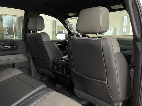 Used 2022 Chevrolet Silverado 1500 ZR2 AWD/4WD image 28