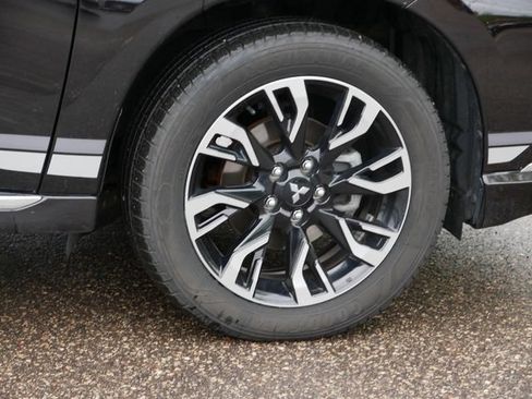 Used 2018 Mitsubishi Outlander GT AWD/4WD image 7