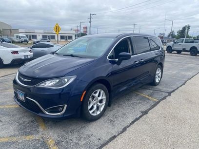 Used 2018 Chrysler Pacifica Touring Plus w/ Tire & Wheel Group