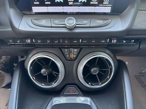 Used 2016 Chevrolet Camaro SS RWD image 16