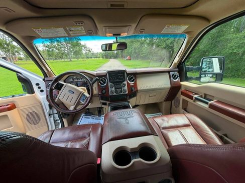 Used 2013 Ford F350 King Ranch w/ FX4 Off Road Pkg AWD/4WD image 9