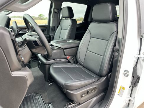 Used 2025 Chevrolet Silverado 1500 LT w/ Work Truck Package image 11