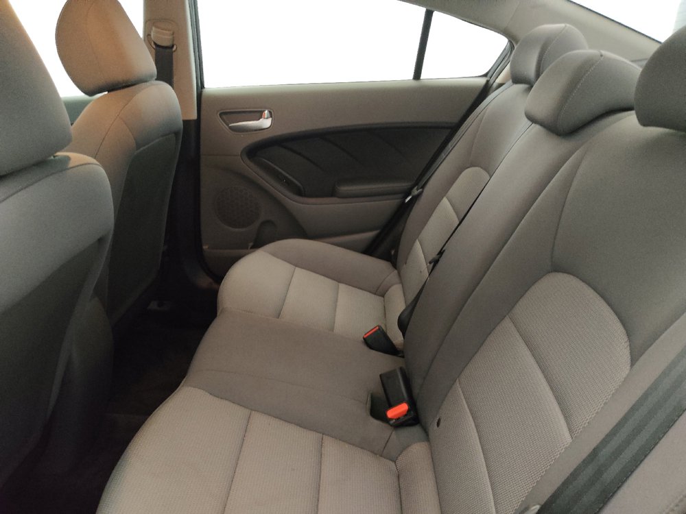 Used 2018 Kia Forte LX w/ Sports Package FWD image 18