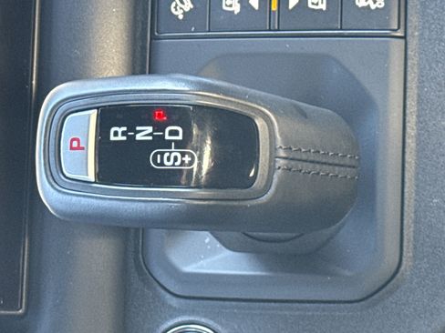 Used 2023 Land Rover Defender 110 V8 image 26