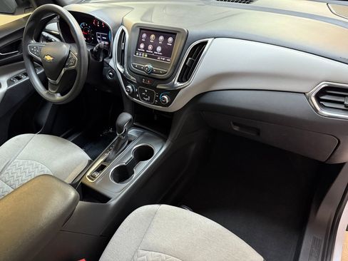 Used 2023 Chevrolet Equinox LS image 39