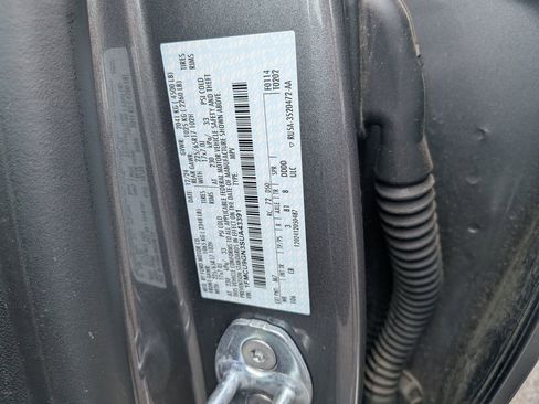 Used 2025 Ford Escape Active image 35