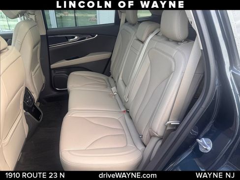 Certified 2022 Lincoln Nautilus Reserve AWD/4WD image 23