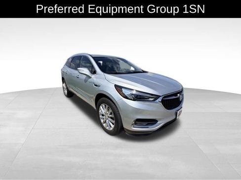 Used 2019 Buick Enclave Premium w/ Experience Buick Package FWD image 5