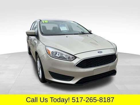 Used 2018 Ford Focus SE image 1