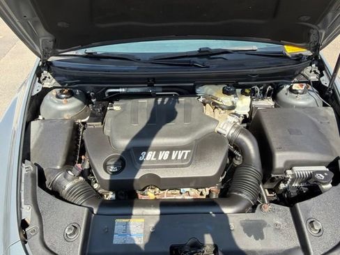 Used 2009 Chevrolet Malibu LT w/ HFV6 Engine Package FWD image 25