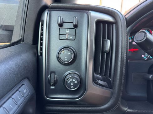 Used 2018 Chevrolet Silverado 2500 LTZ w/ Duramax Plus Package image 20