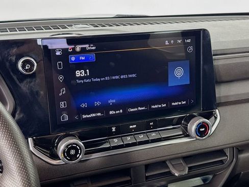 Used 2024 Chevrolet Colorado W/T image 14