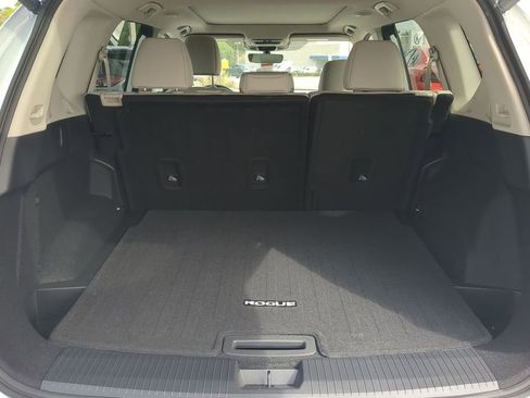 New 2026 Nissan Rogue SV AWD/4WD image 13