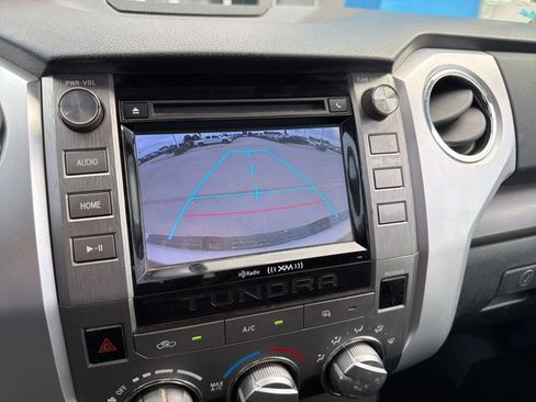 Used 2014 Toyota Tundra SR5 image 10