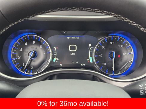 New 2026 Chrysler Pacifica Select AWD/4WD image 16