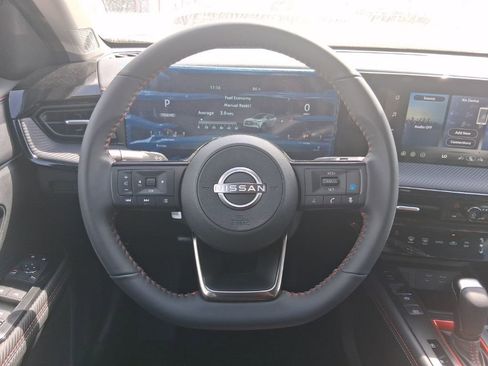 New 2026 Nissan Kicks SR w/ Cold Weather Package image 8