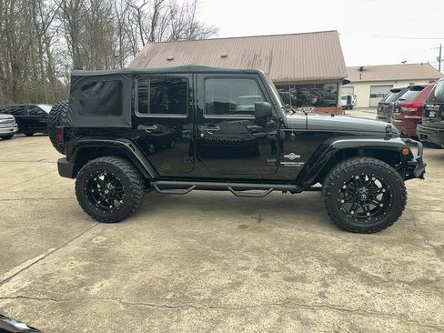 Used 2015 Jeep Wrangler Unlimited Sport image 6