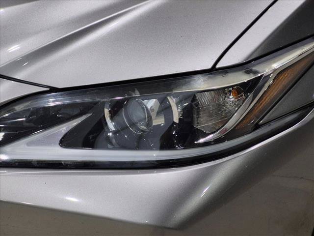 Used 2021 Lexus ES 350 w/ Premium Package FWD image 10