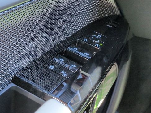 New 2026 BMW 760i xDrive w/ Executive Package image 25