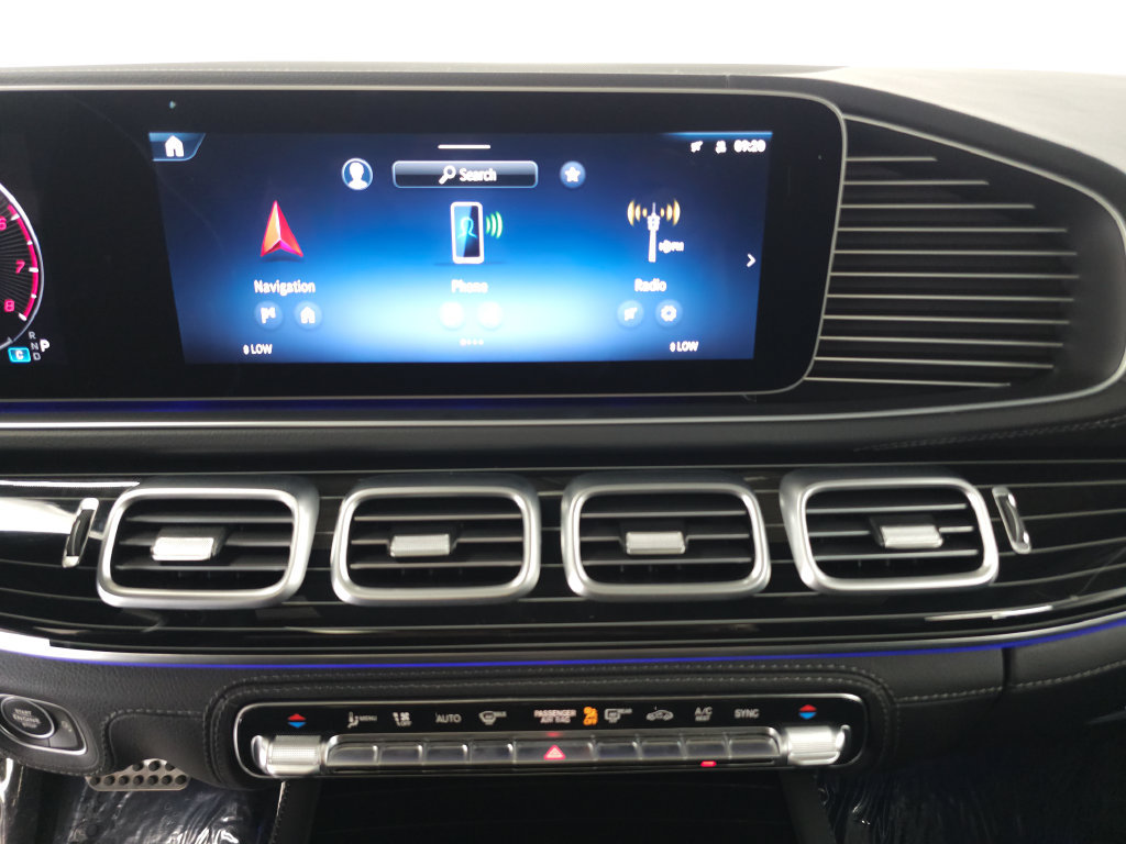 Certified 2025 Mercedes-Benz GLS 450 4MATIC image 16