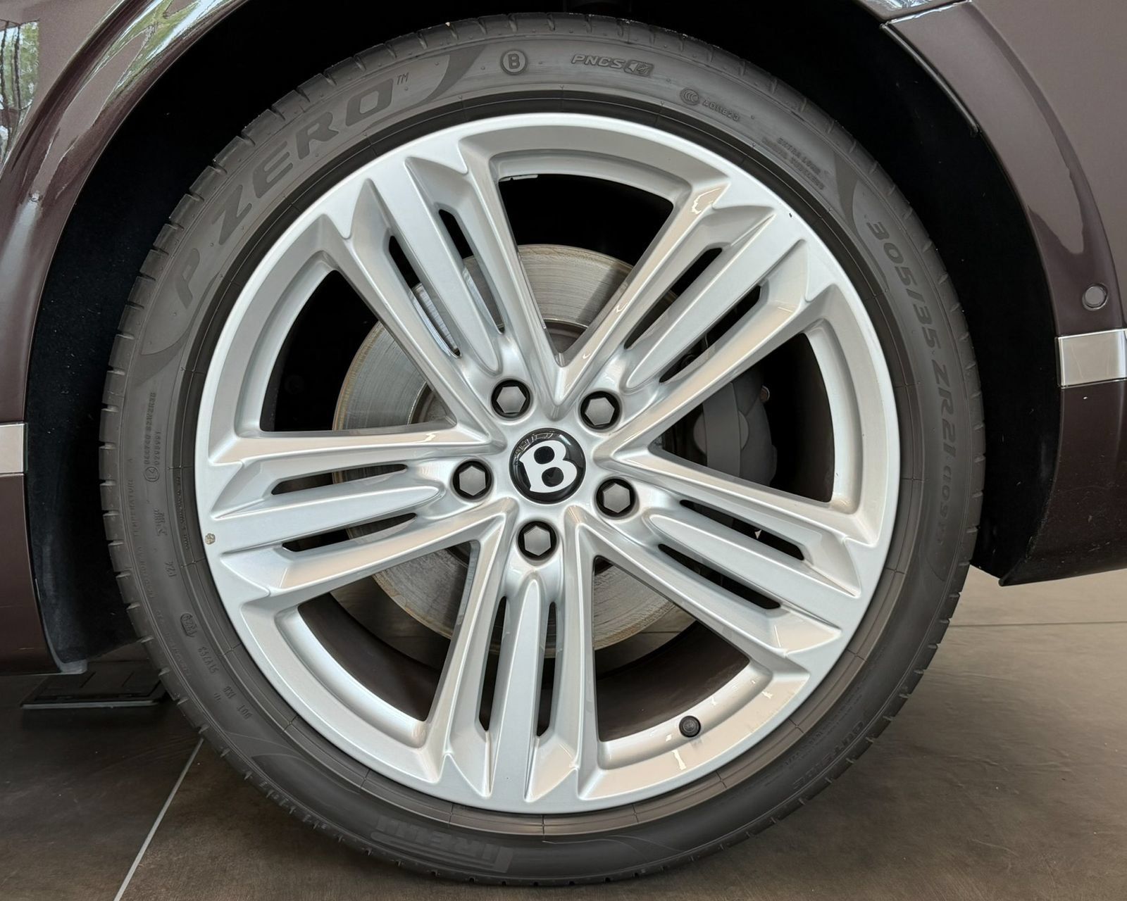 Used 2023 Bentley Continental GT V8 AWD/4WD image 36