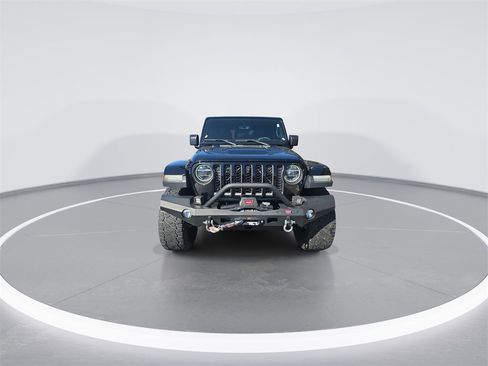 Used 2020 Jeep Gladiator Rubicon image 3
