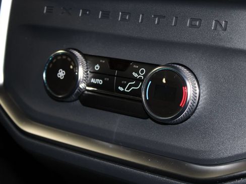 New 2026 Ford Expedition Active RWD image 36