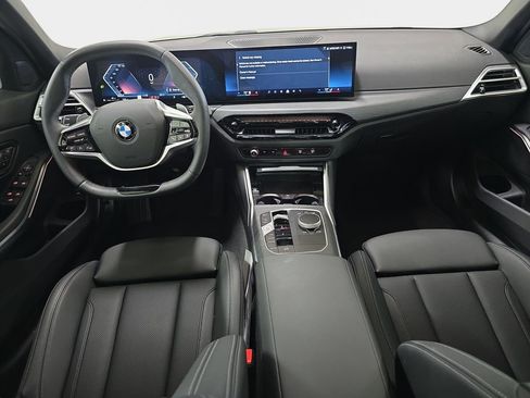 Used 2025 BMW 330i Sedan w/ M Sport Package image 12