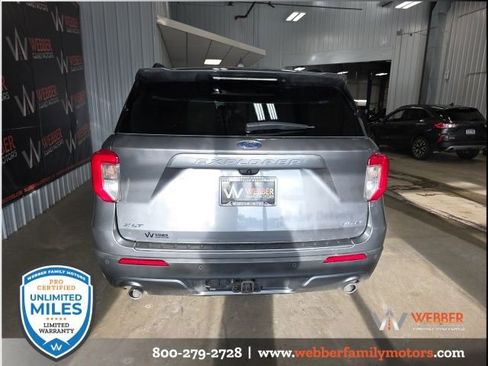 Used 2023 Ford Explorer XLT w/ Equipment Group 202A image 6