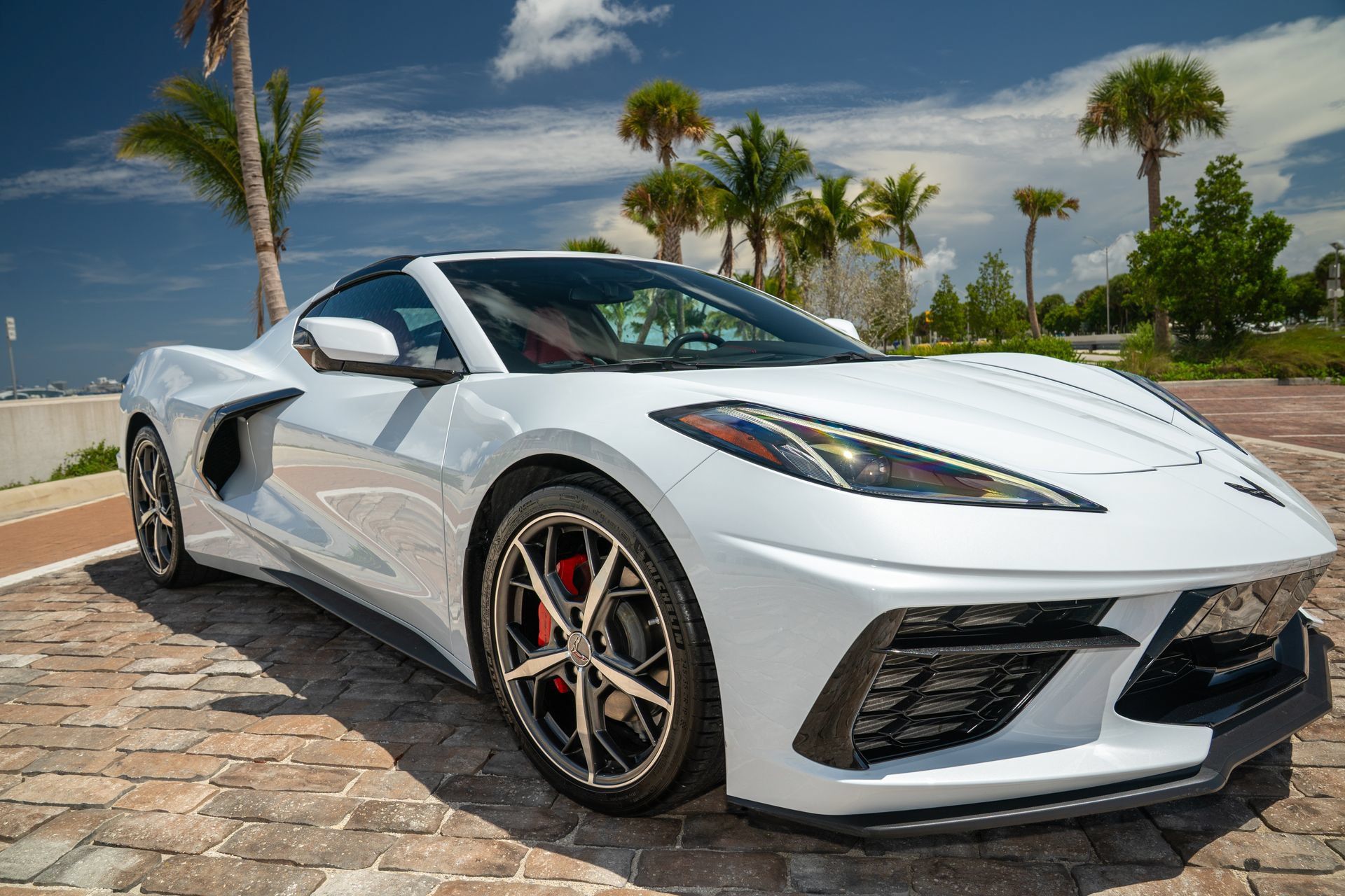 Used 2022 Chevrolet Corvette Stingray Coupe w/ Engine Appearance Package RWD image 7
