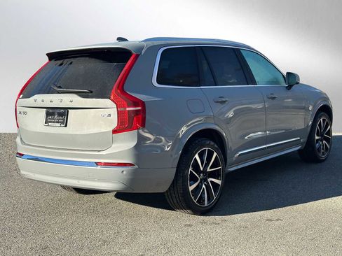 Used 2025 Volvo XC90 B5 Plus w/ Protection Package Premier image 3