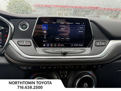 Used 2020 Chevrolet Blazer Premier AWD/4WD image 10