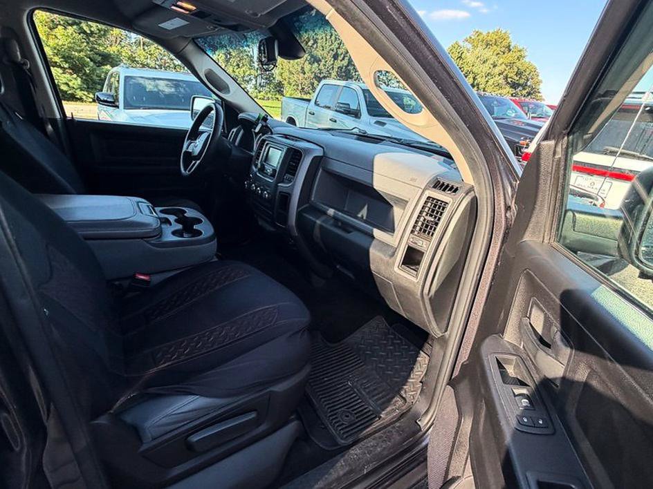 Used 2015 RAM 1500 Tradesman w/ Popular Equipment Group AWD/4WD image 17