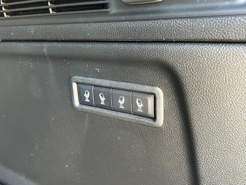 New 2026 Jeep Grand Wagoneer L image 44