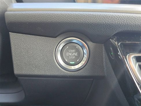 New 2026 Chevrolet Traverse LT image 26