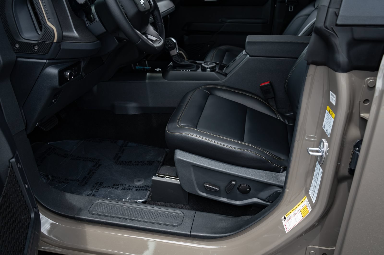 New 2026 Ford Bronco Badlands AWD/4WD image 30