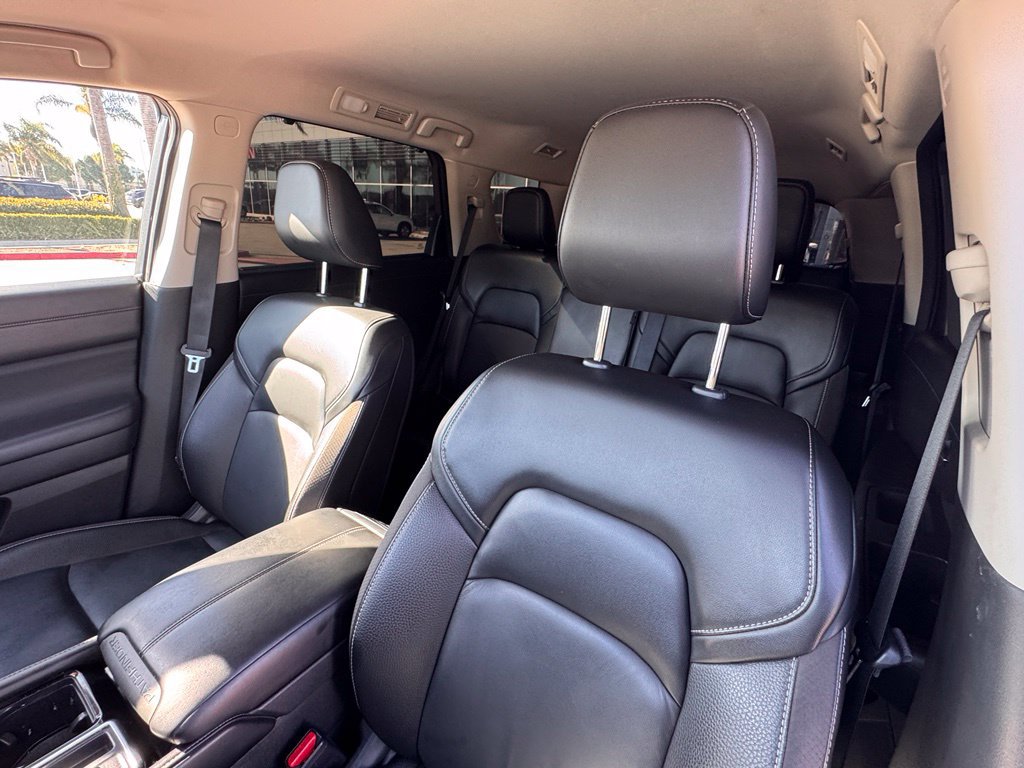 Certified 2024 Nissan Pathfinder SL FWD image 12
