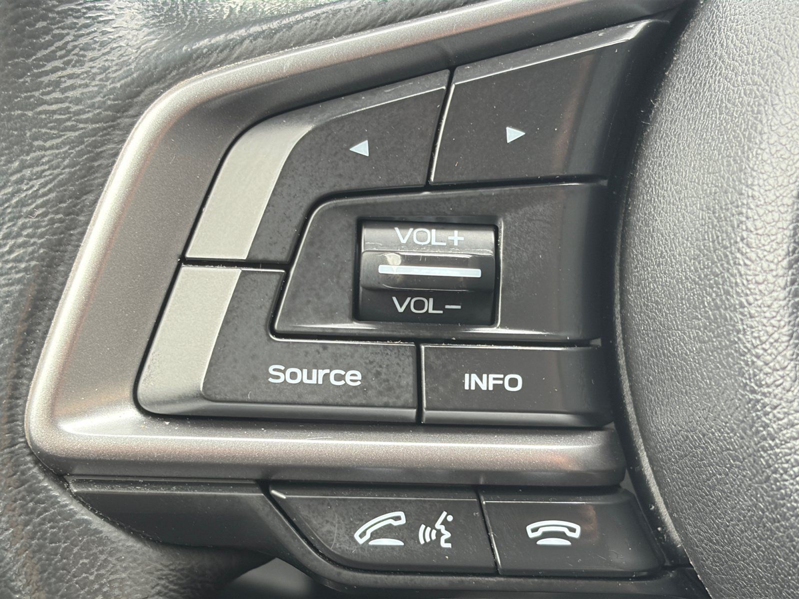 Used 2019 Subaru Crosstrek 2.0i Premium AWD/4WD image 17