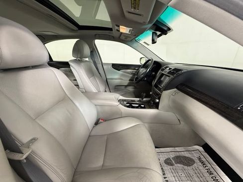 Used 2012 Lexus LS 460 w/ Luxury Value Edition RWD image 36