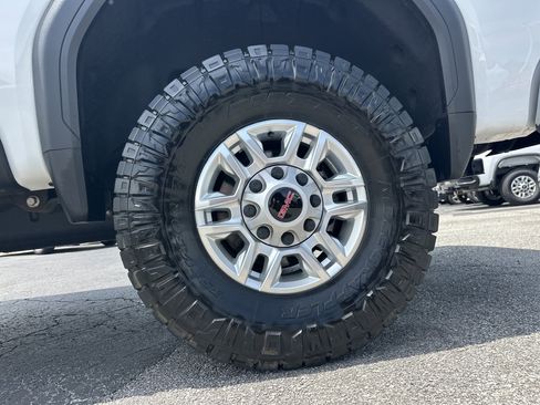 Used 2024 GMC Sierra 2500 SLE w/ SLE Value Package; AWD/4WD image 20