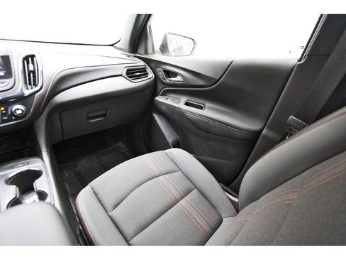 Used 2024 Chevrolet Equinox RS FWD image 8