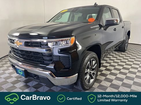 Used 2024 Chevrolet Silverado 1500 LT AWD/4WD image 12