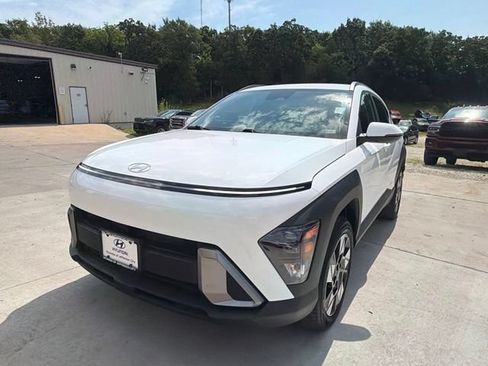Certified 2025 Hyundai Kona SEL AWD/4WD image 7