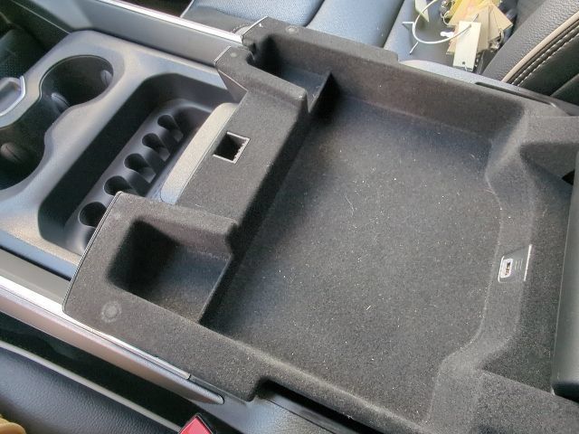 Used 2023 RAM 1500 Laramie AWD/4WD image 18
