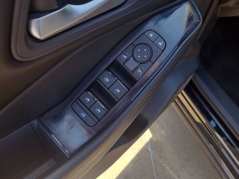 Certified 2024 Nissan Rogue SV FWD image 19