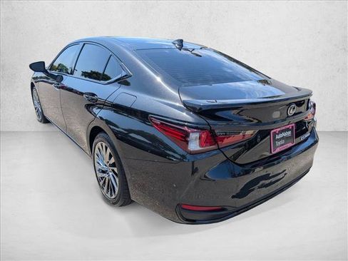 Used 2025 Lexus ES 300h w/ Accessory Package (Z1) FWD image 8