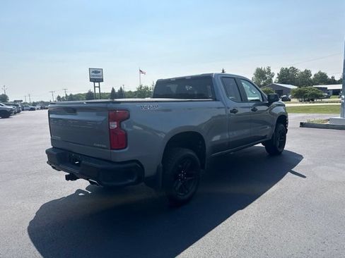 Used 2019 Chevrolet Silverado 1500 Custom Trail Boss w/ Custom Convenience Package AWD/4WD image 6