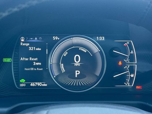 Used 2020 Lexus ES 300h w/ Premium Package image 33