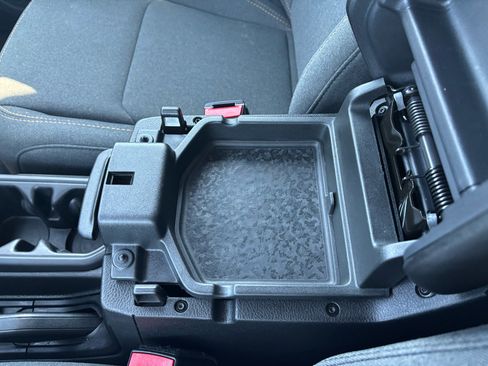 Used 2024 Jeep Wrangler Unlimited image 28